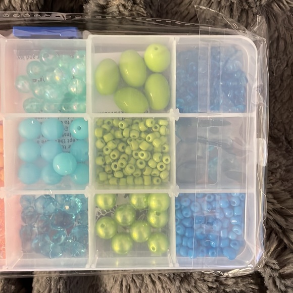 DIY Jewelry Making Kit. BNIB - Picture 4 of 6